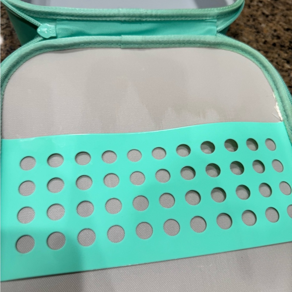 Hydro Flask Lunch Box - teal Insulated Lunch Box 9x9x4 - Picture 5 of 6